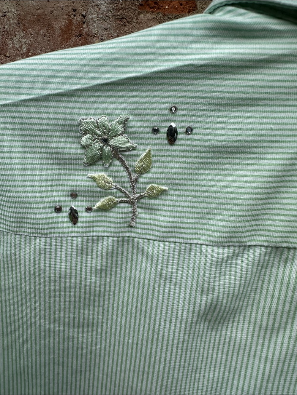 MiLi Designs? Woman's S Green Stripe Floral Appliqué Button Up Long Sleeve Shirt - Picture 8 of 9